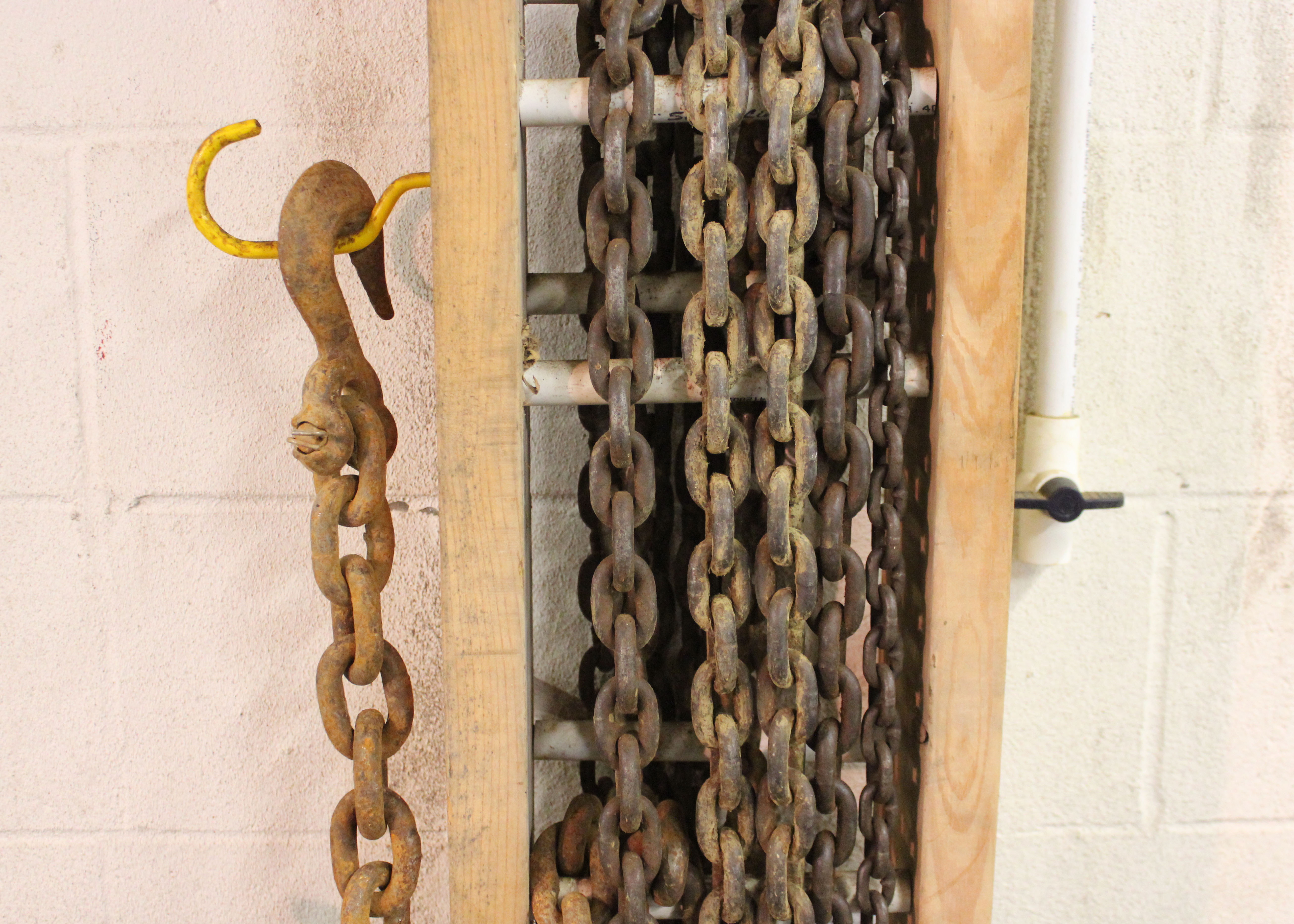 Assorted Industrial Chains