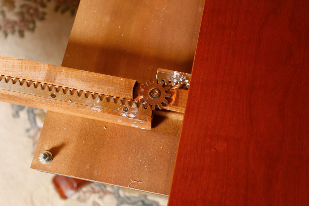 46" Ethan Allen Round Cherry Dining Table