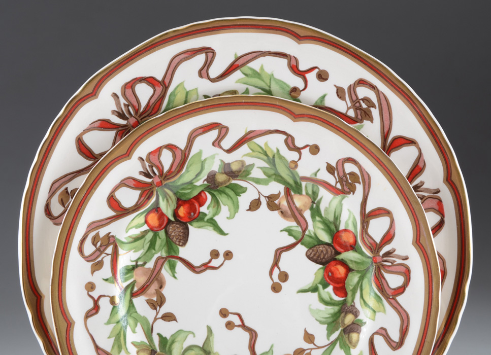 Tiffany & Co "Tiffany Garland" Holiday Plate Set