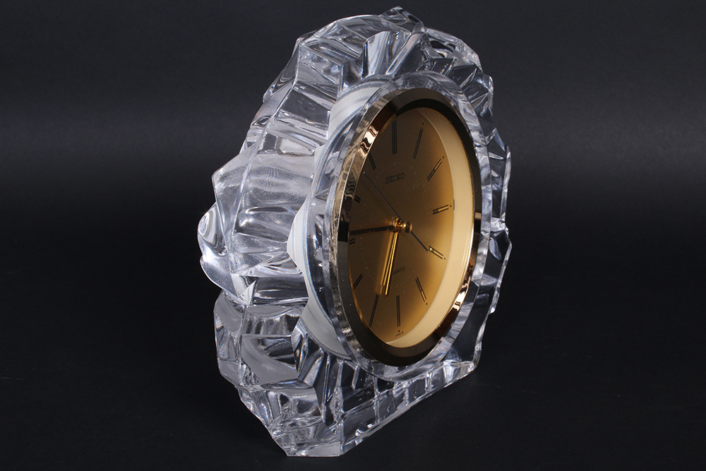 Seiko Quartz Crystal Desk Clock