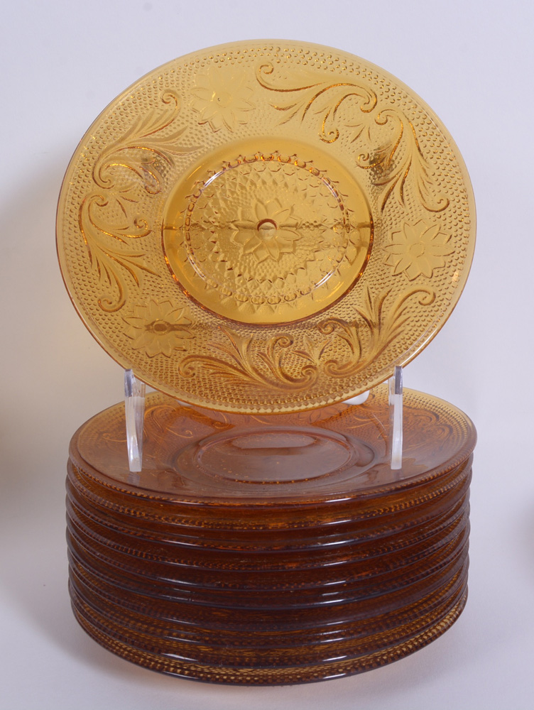 Collection of Engraved Acanthus Brown Dishware and Tray