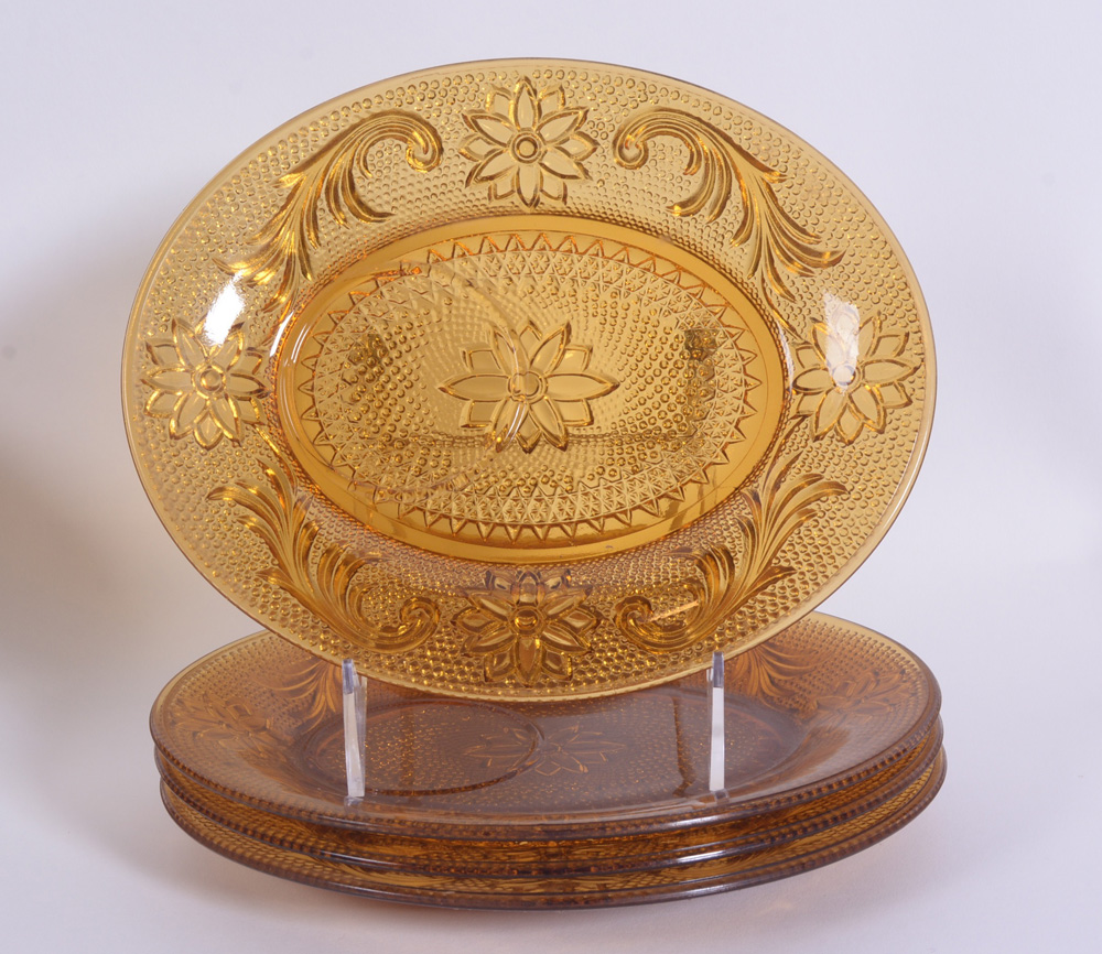 Collection of Engraved Acanthus Brown Dishware and Tray