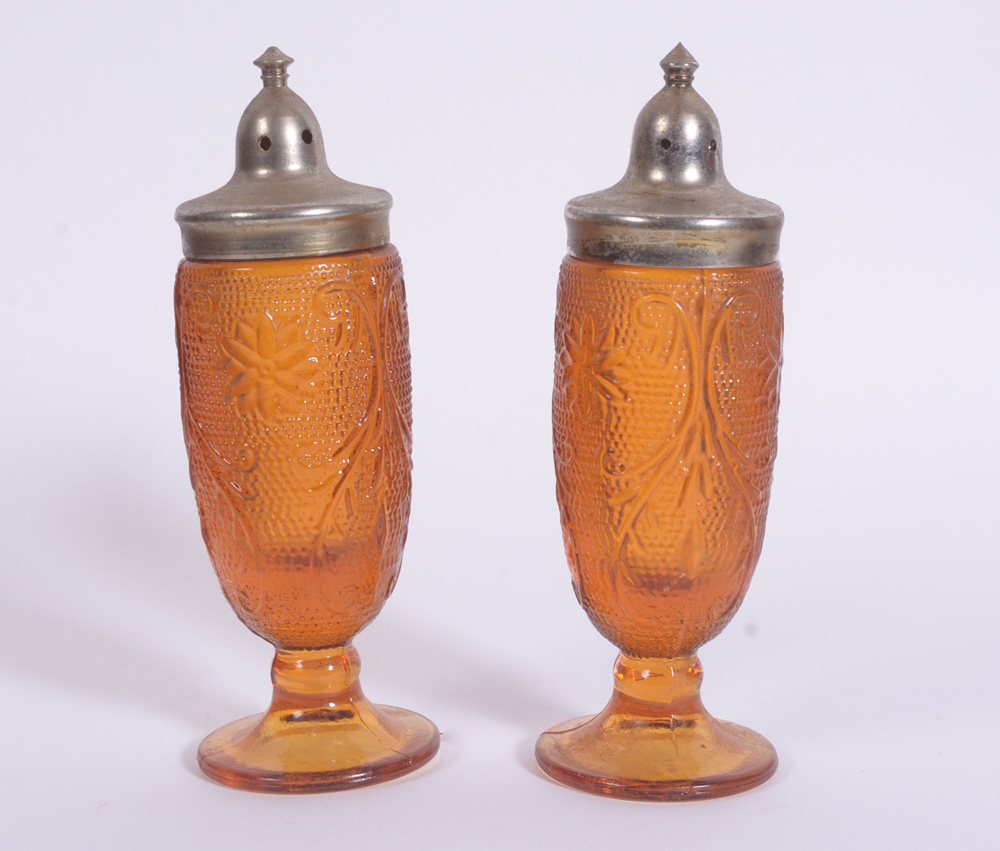 Collection of Engraved Acanthus Brown Dishware and Tray