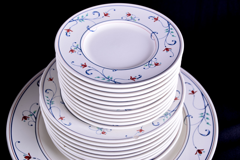 Mikasa "Intaglio" Dinnerware Set