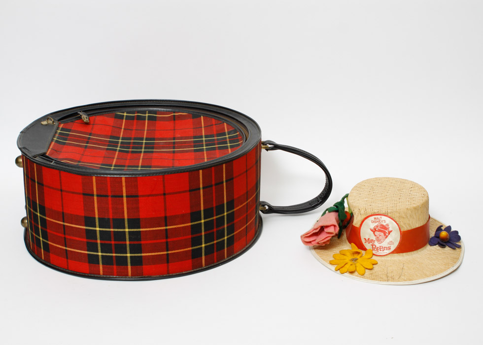 Mary Poppins Benay Albee Straw Hat and Plaid Hatbox