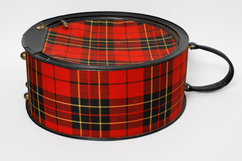 Mary Poppins Benay Albee Straw Hat and Plaid Hatbox