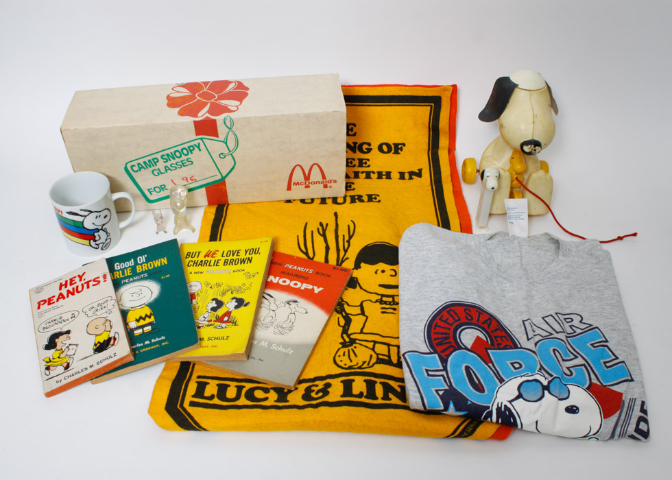 Vintage Snoopy and Peanuts Collectibles