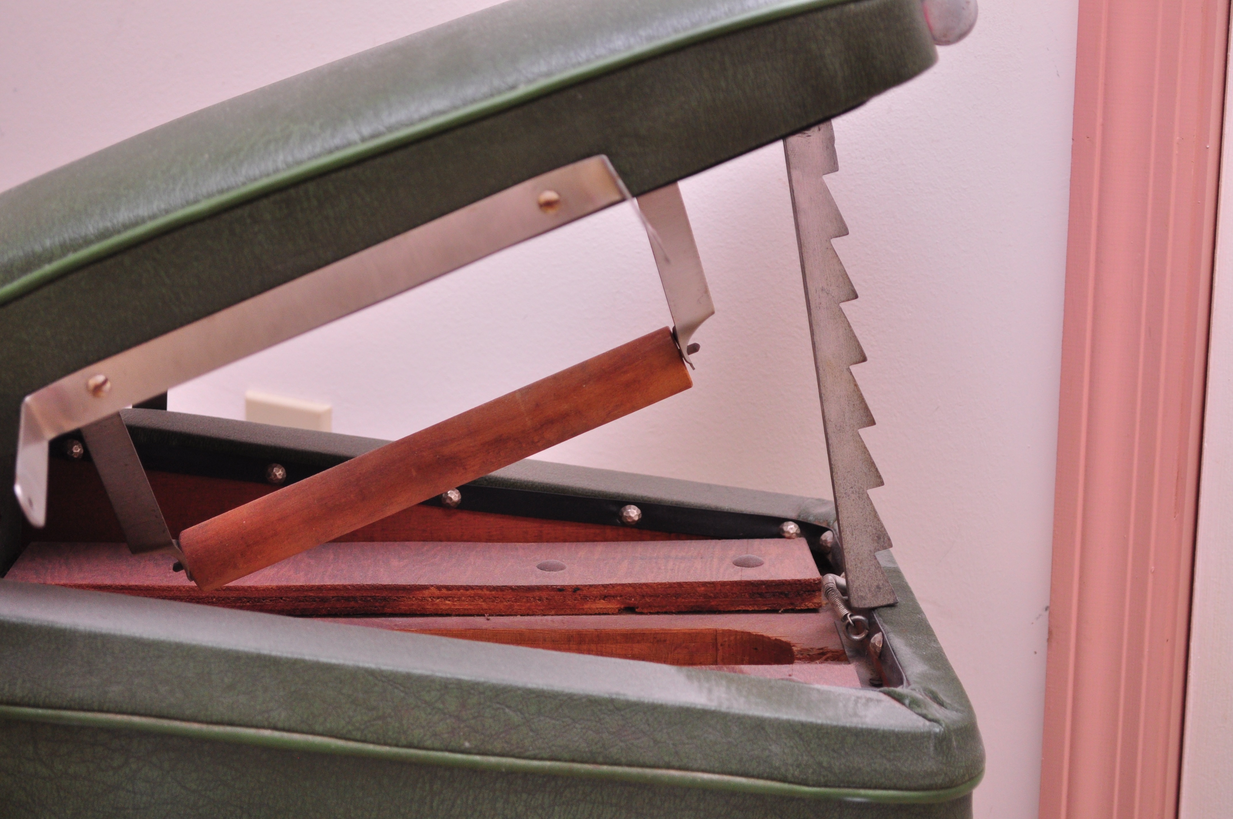 Vintage Chiropractic Table