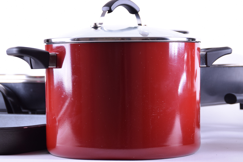 Collection of Porcelain Enamel and Aluminum Cookware