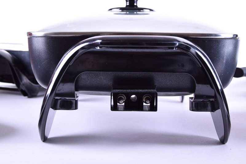 Collection of Porcelain Enamel and Aluminum Cookware