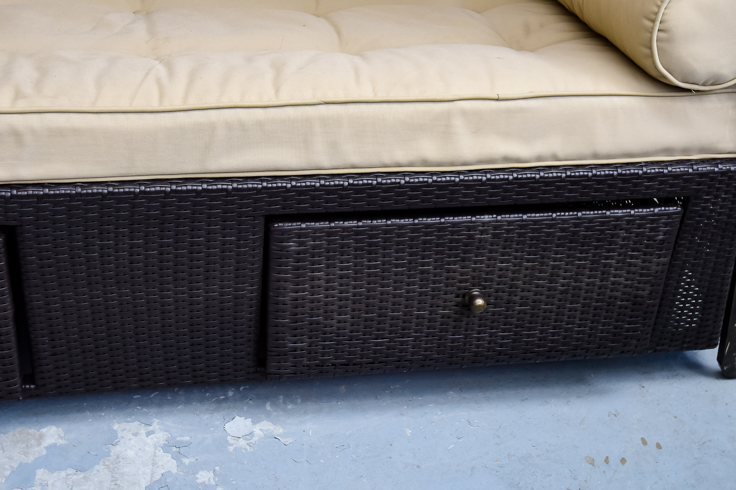 Hampton Bay Outdoor Daybed with Canopy