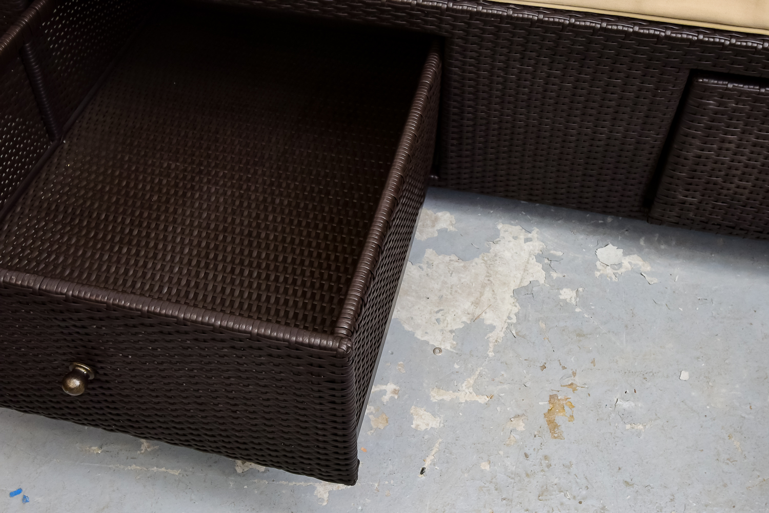 Hampton Bay Outdoor Daybed with Canopy