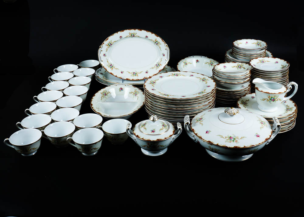 97 Piece Harmony House China Set in "Wembley"