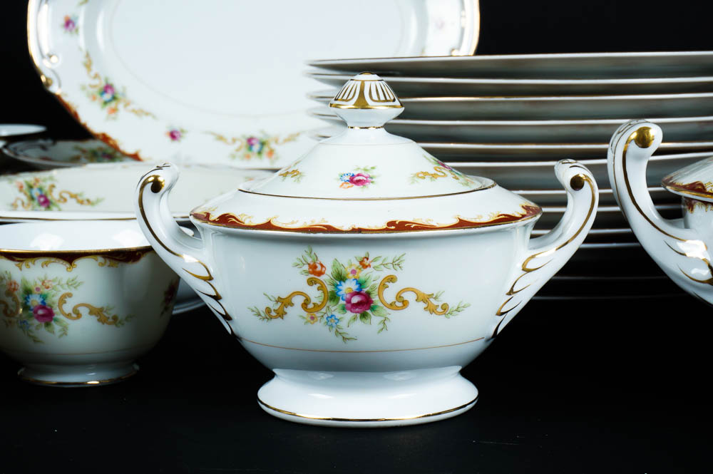 97 Piece Harmony House China Set in "Wembley"