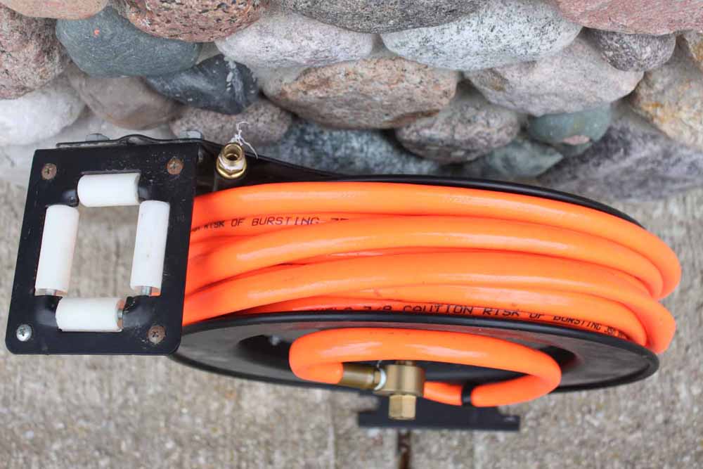 Magnum Air Hose Reel with Hose