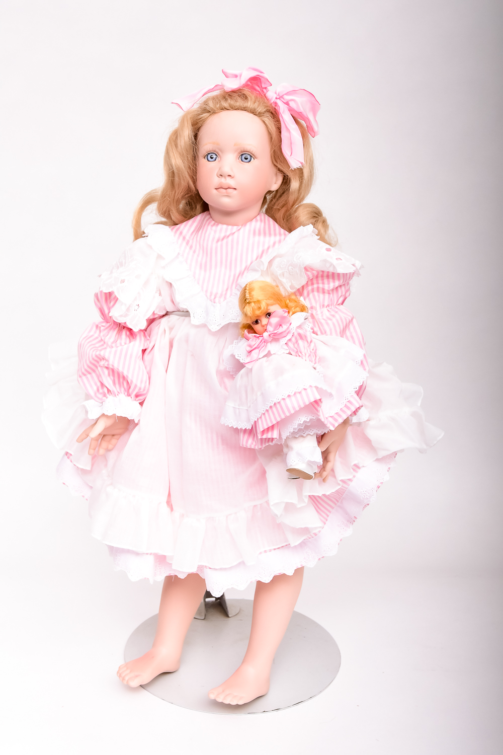 Hildegard Gunzel 'Melody & Friend'  Pair of Dolls