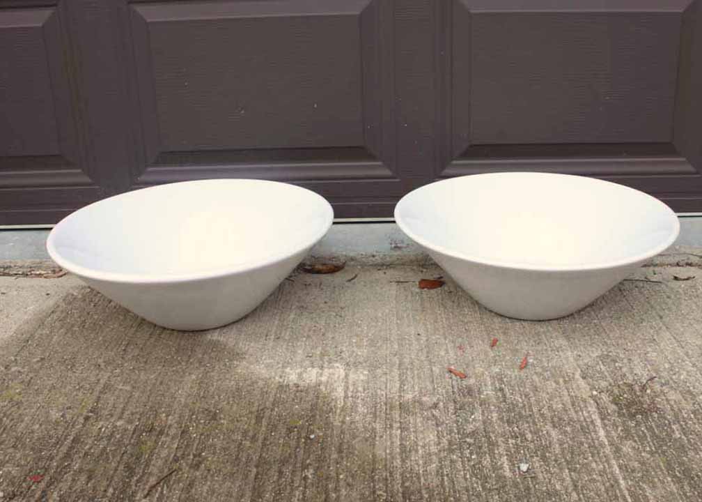 Pair of White Porcelain Sinks