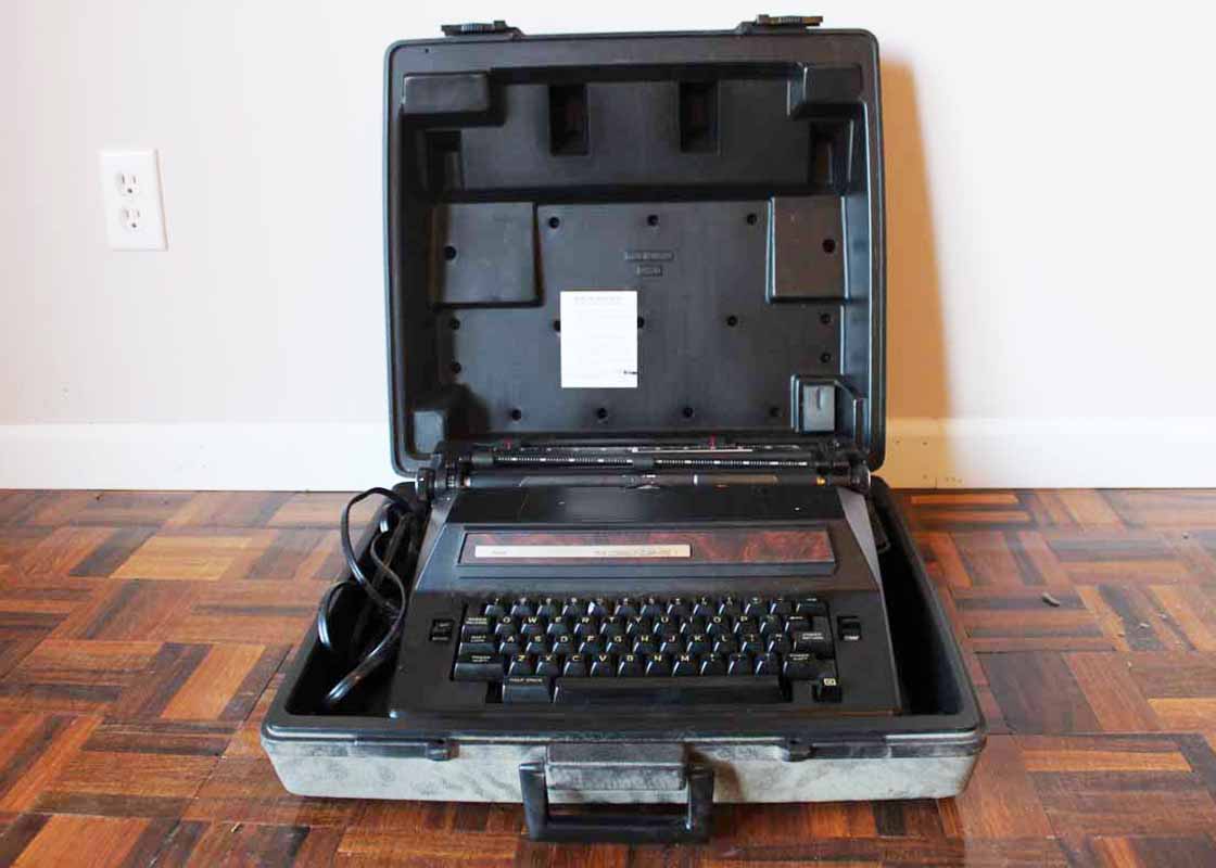 Vintage Sears Correct-O-Sphere 1 Electric Typewriter