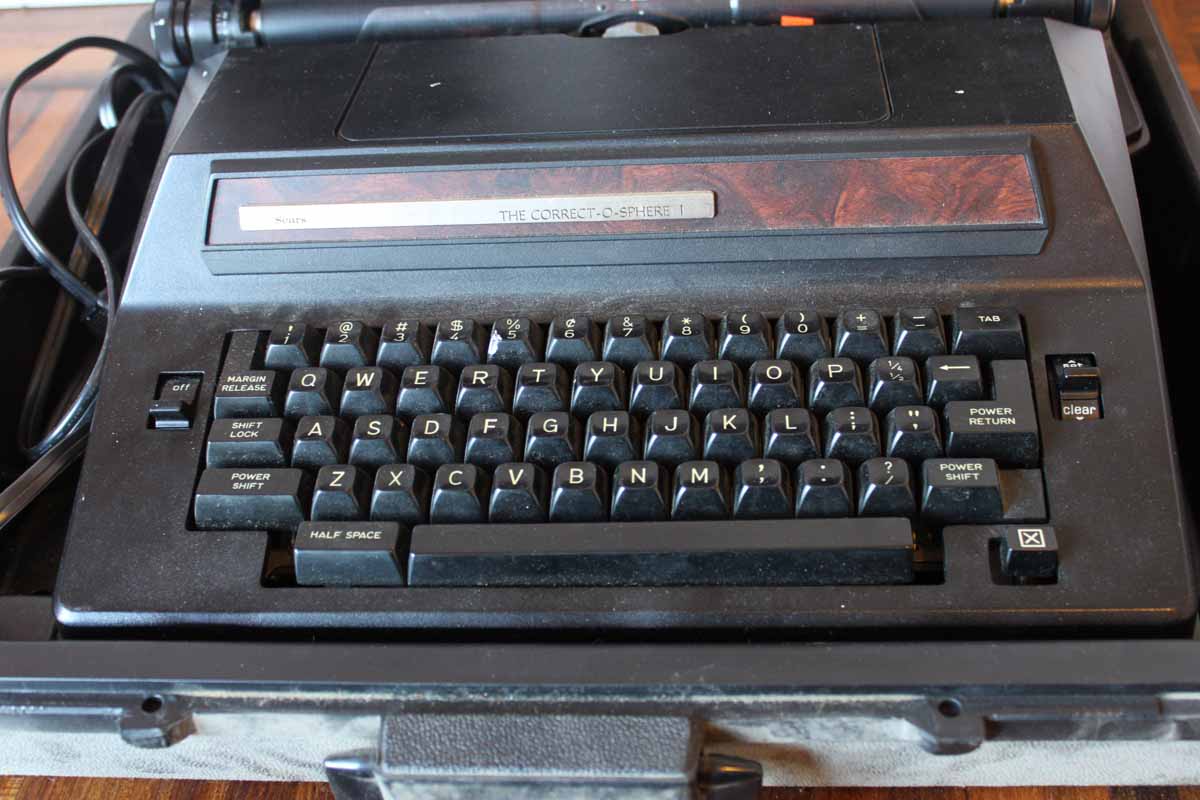 Vintage Sears Correct-O-Sphere 1 Electric Typewriter