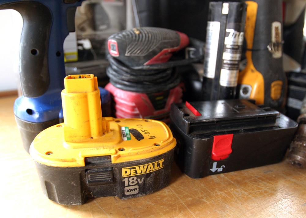 Assortment of Miscellaneous Power Tools and Batteries