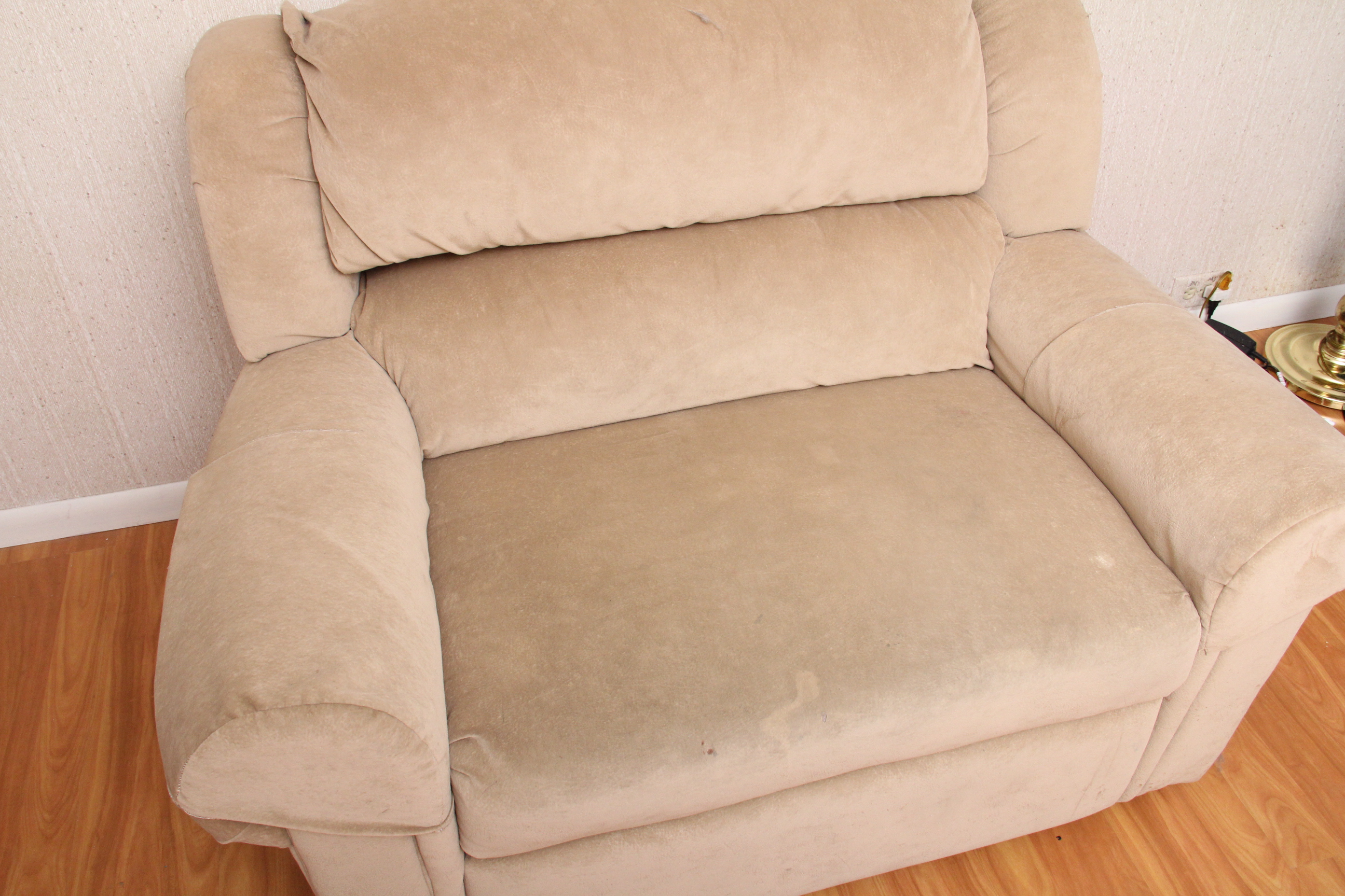 Lane Furniture Micro Suede Sette Recliner