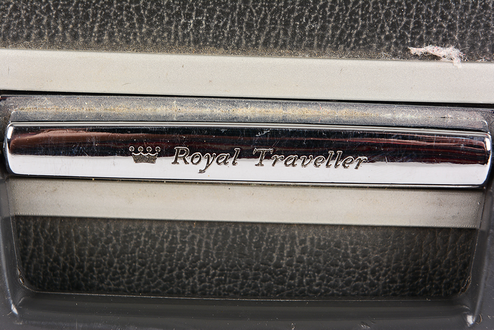 Royal Traveller Luggage