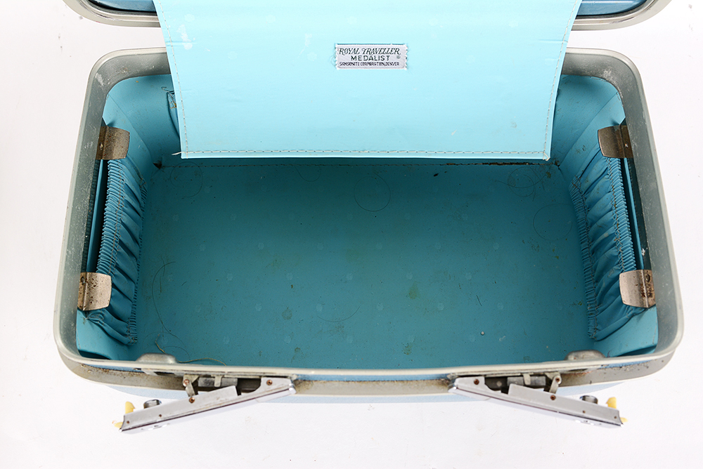 Royal Traveller Luggage