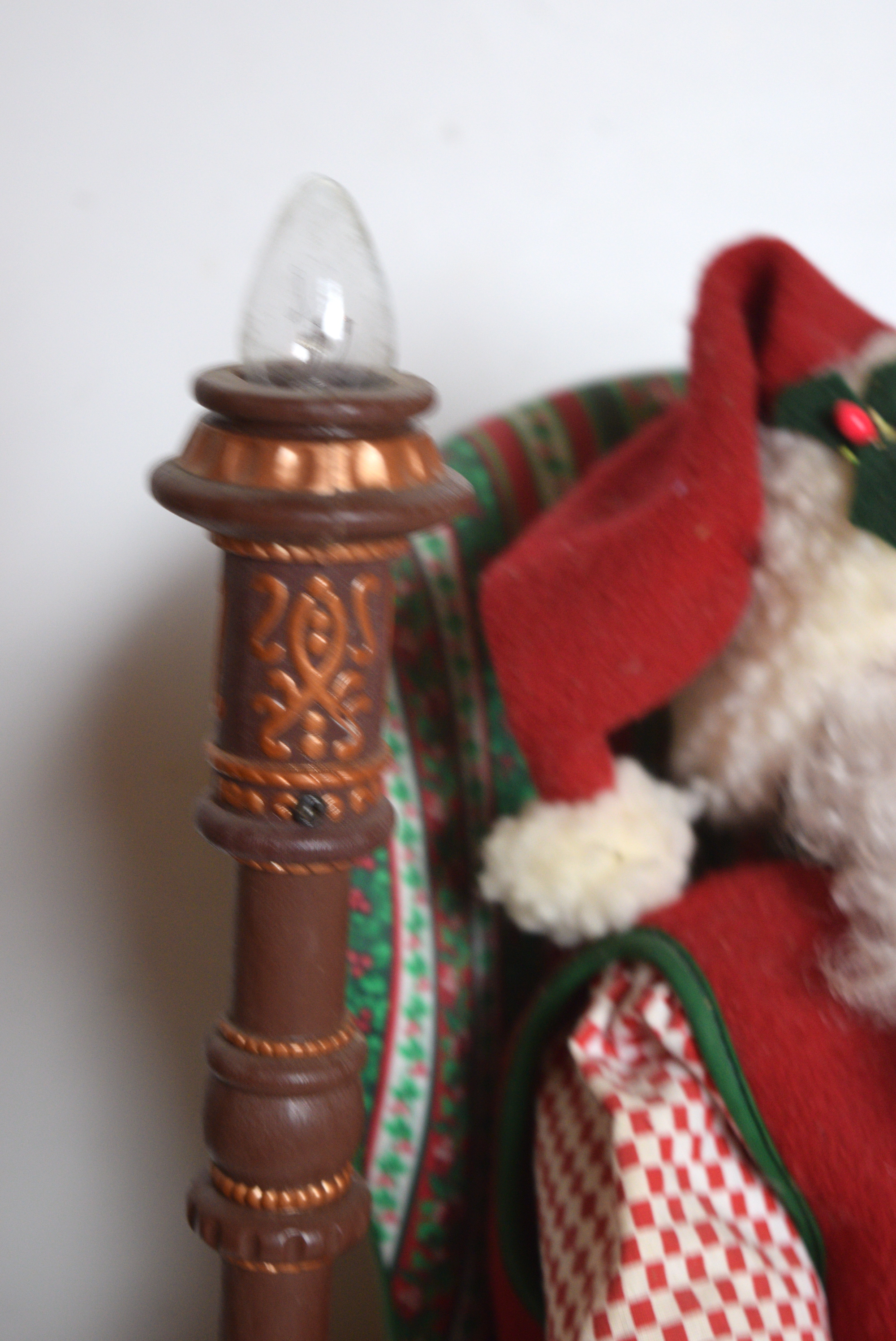 Holiday Creations Inc. Animated Santa Cassette Player