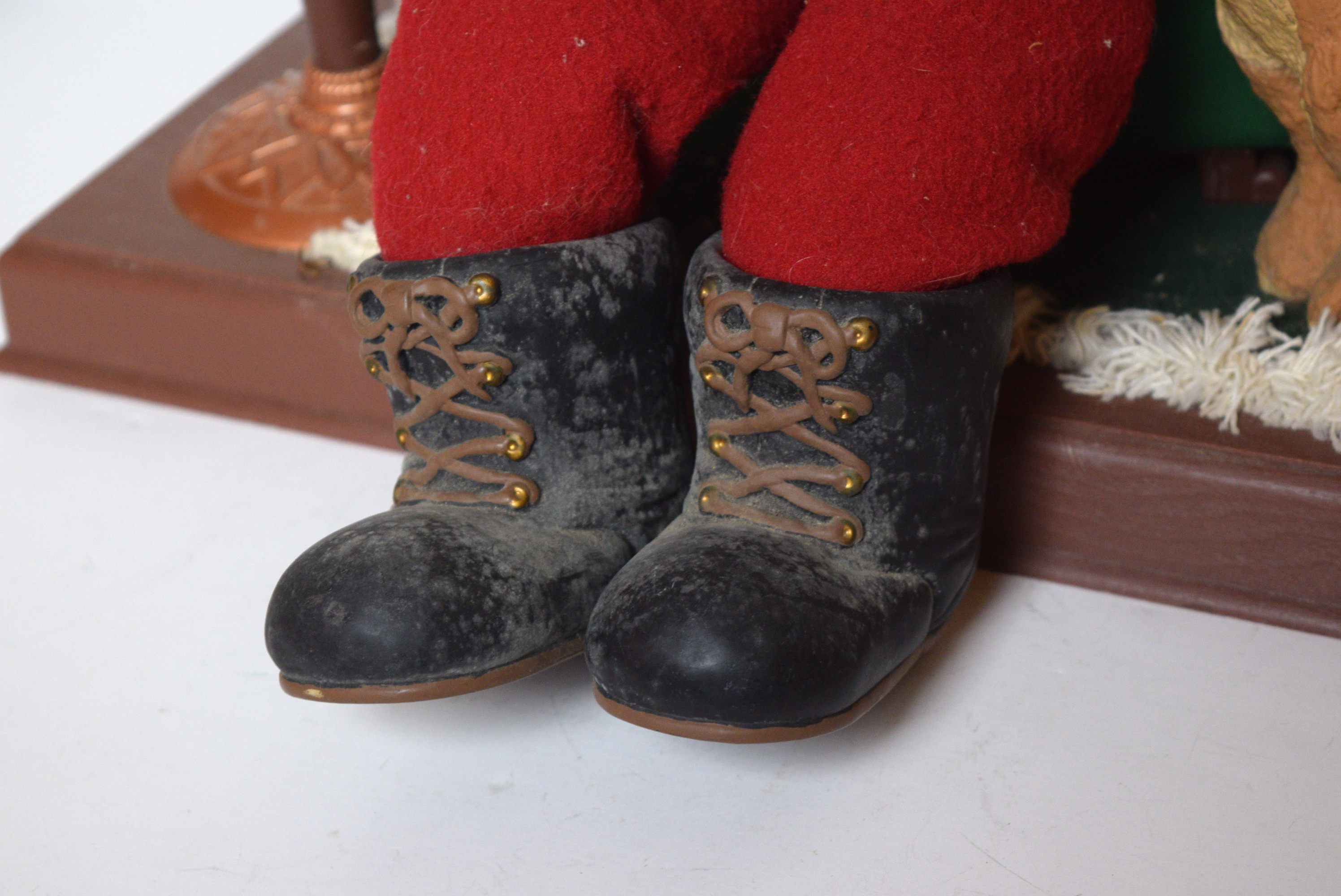 Holiday Creations Inc. Animated Santa Cassette Player