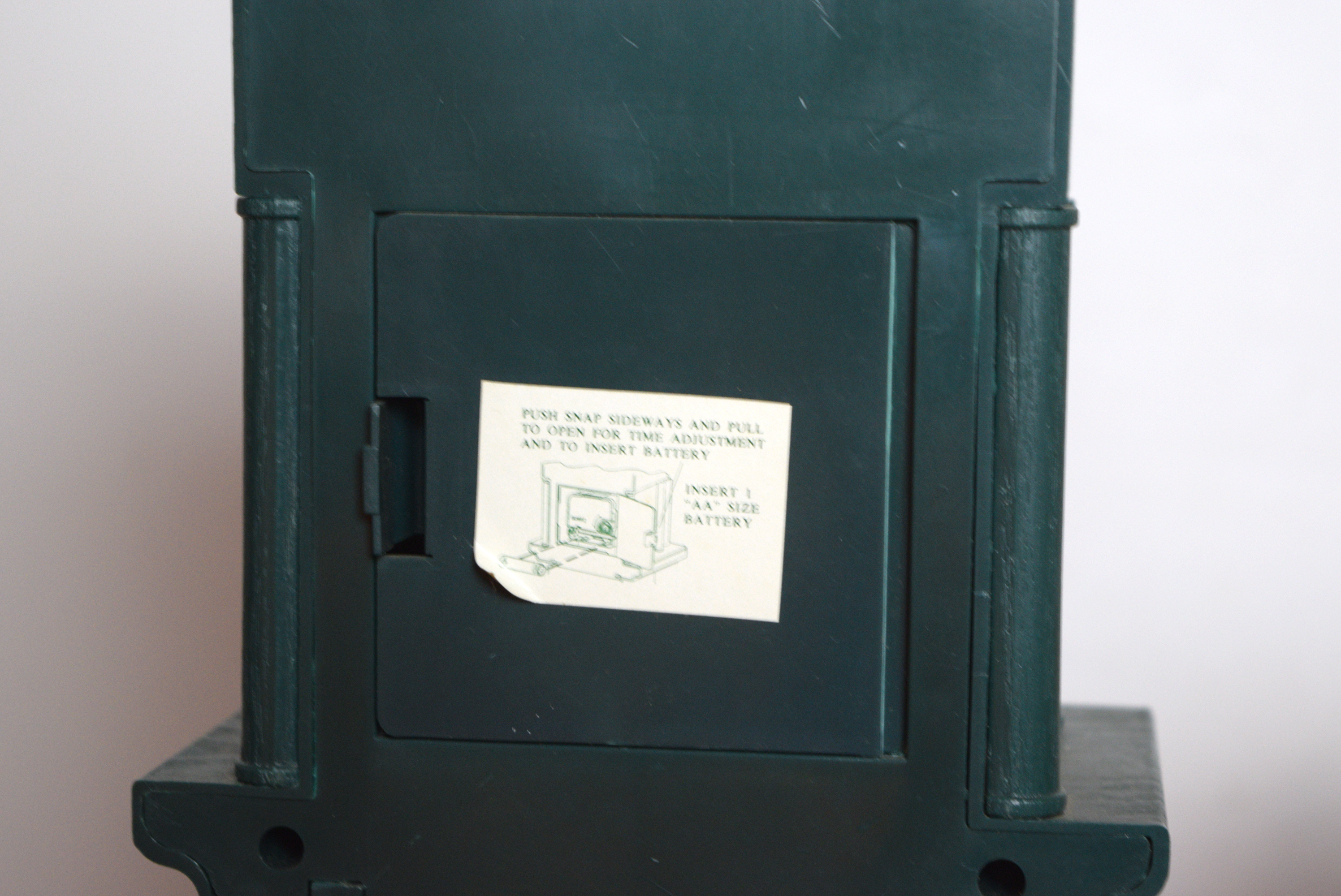 Holiday Creations Inc. Animated Santa Cassette Player