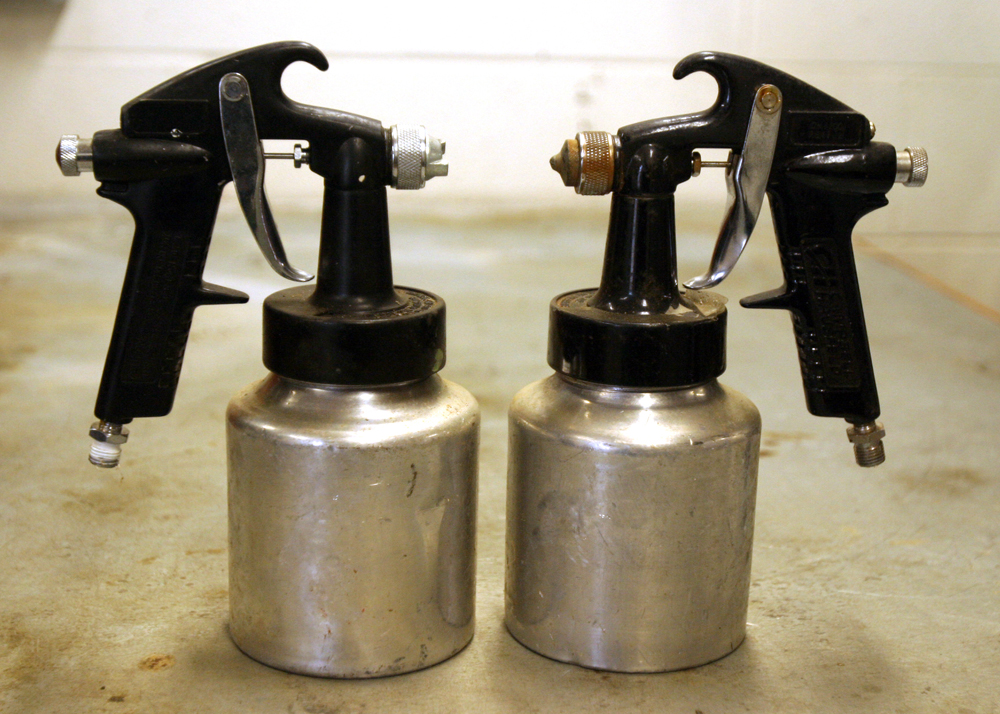 Pair of Campbell Hausfeld All Purpose Spray Guns