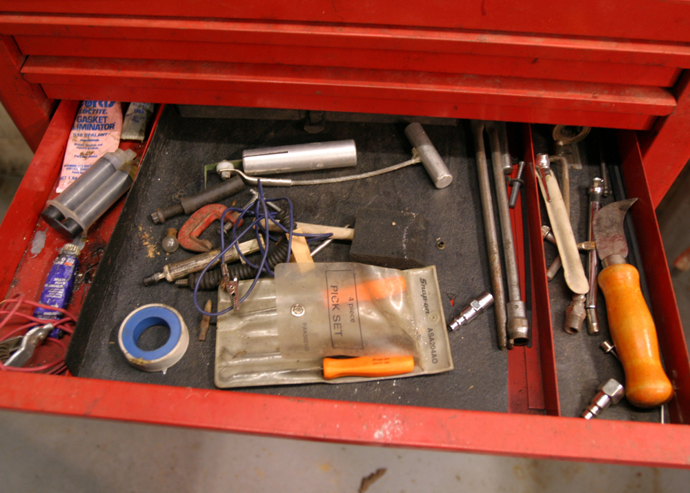 Snap-On Ten Drawer Tool Box on Casters