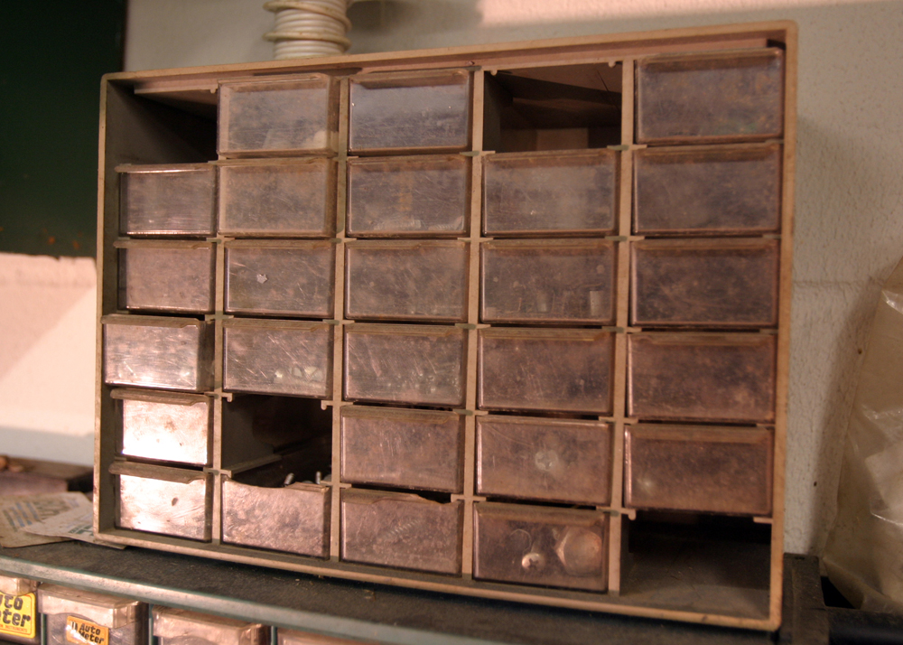 Tabletop Work Bench Organizational Units