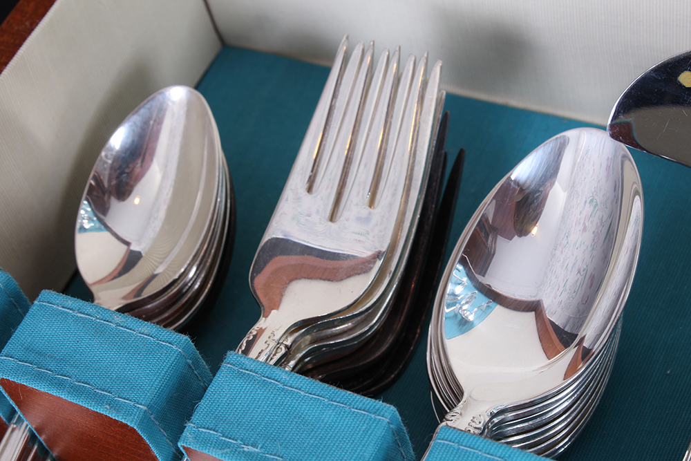 Reed & Barton Dresden Rose Silver Plated Flatware