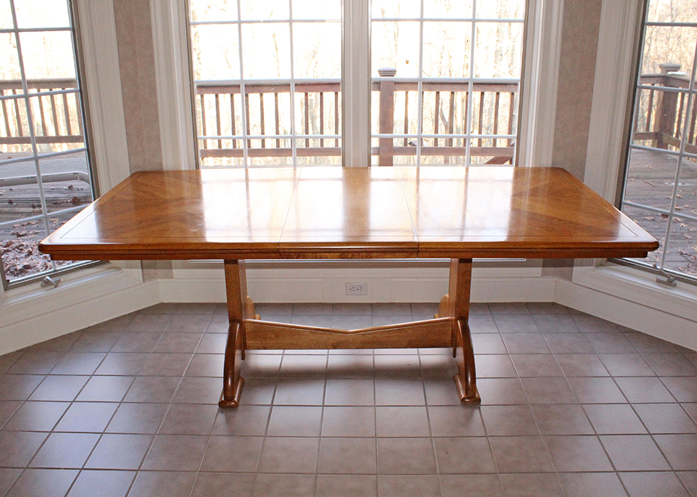 Universal Furniture Oak Dining Room Table