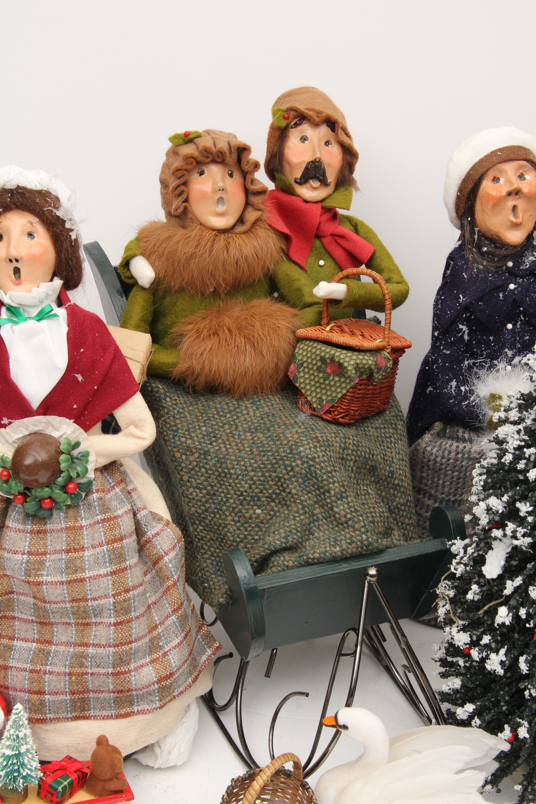 Byers Choice Christmas Carolers Collection