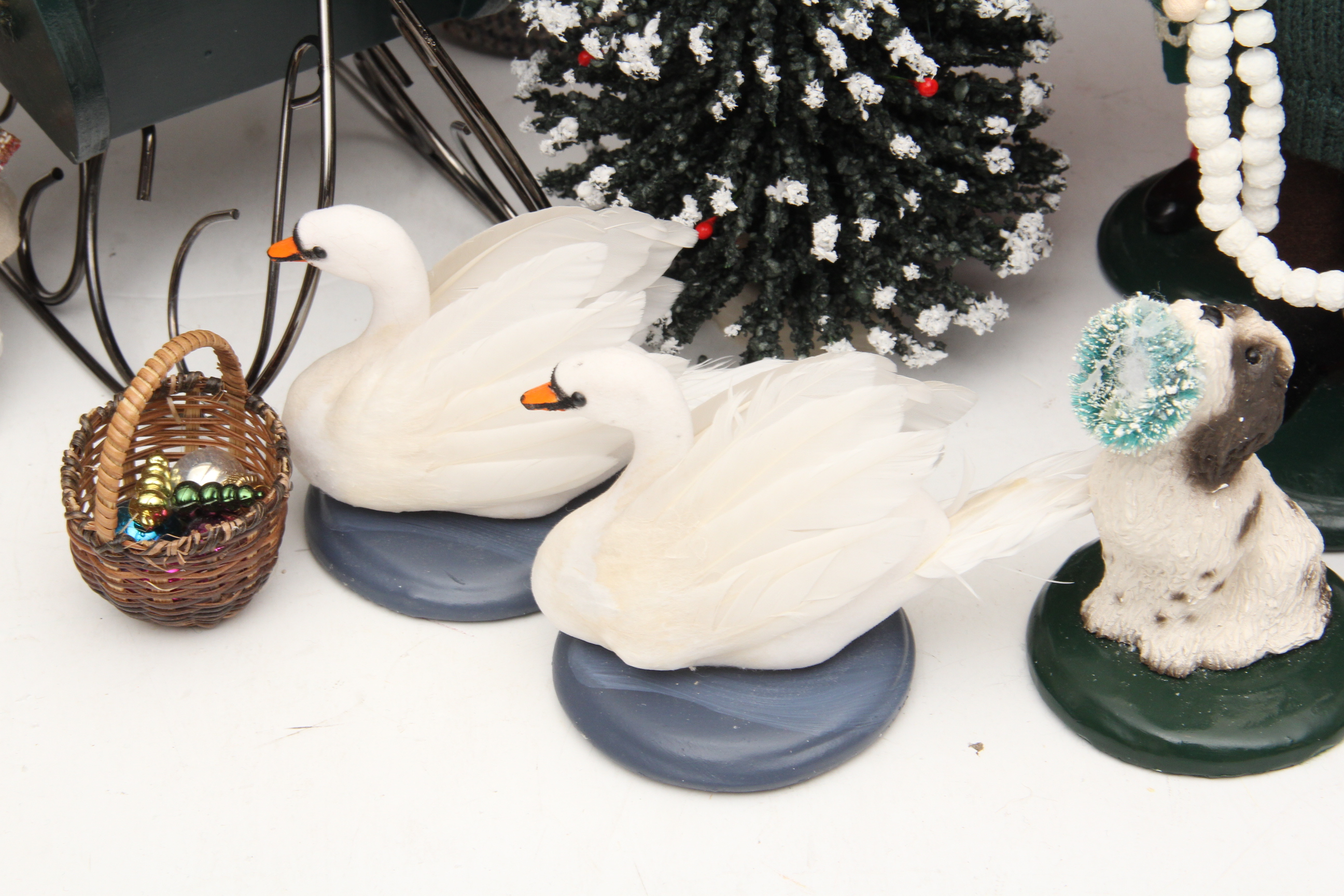 Byers Choice Christmas Carolers Collection