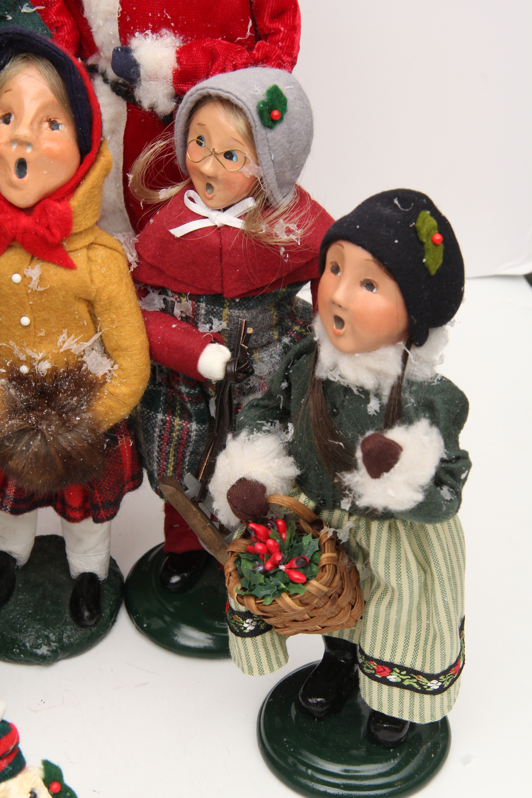 Byers Choice Christmas Carolers Collection