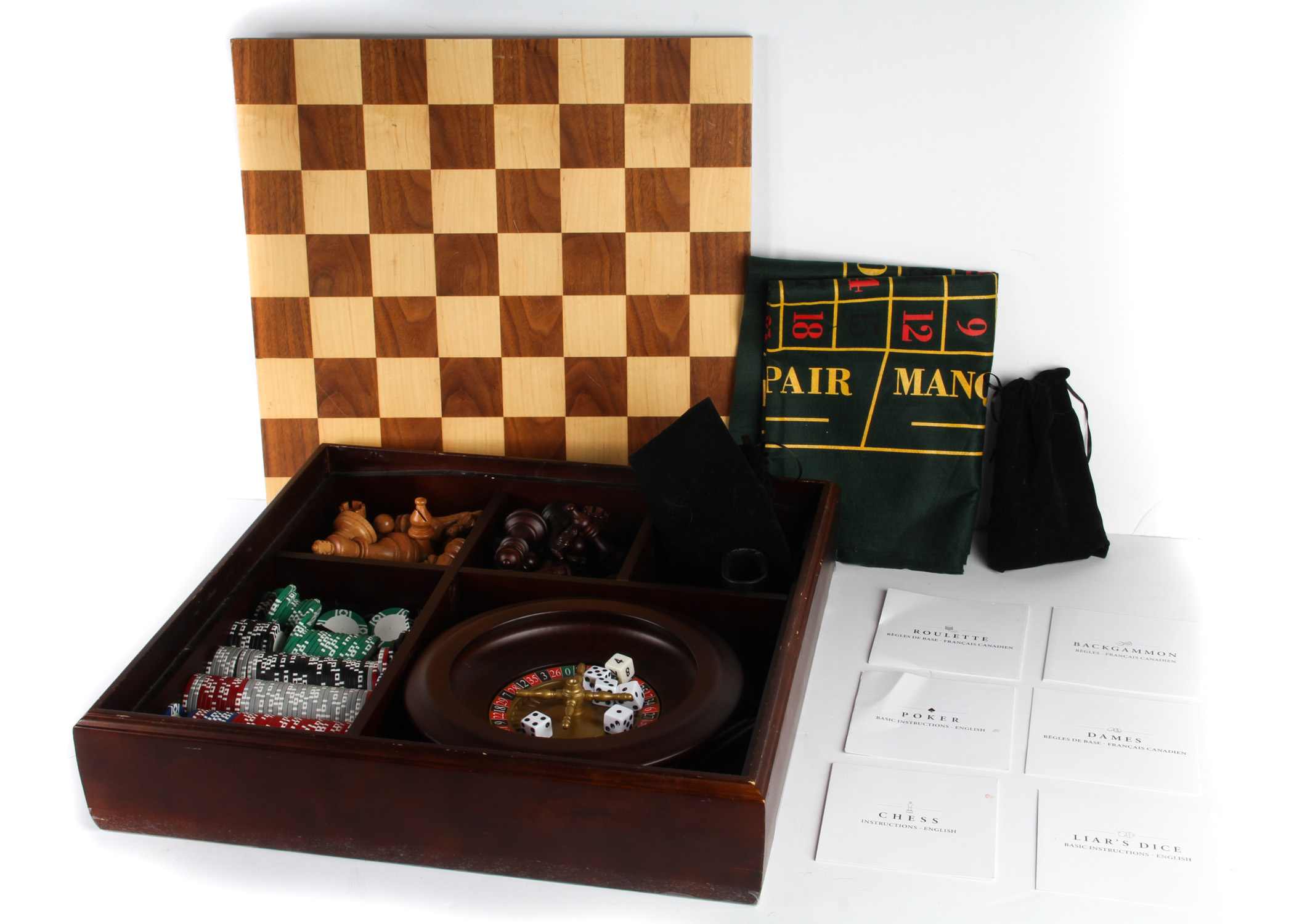 Interchangeable Chess/Roulette/Poker Console and Set