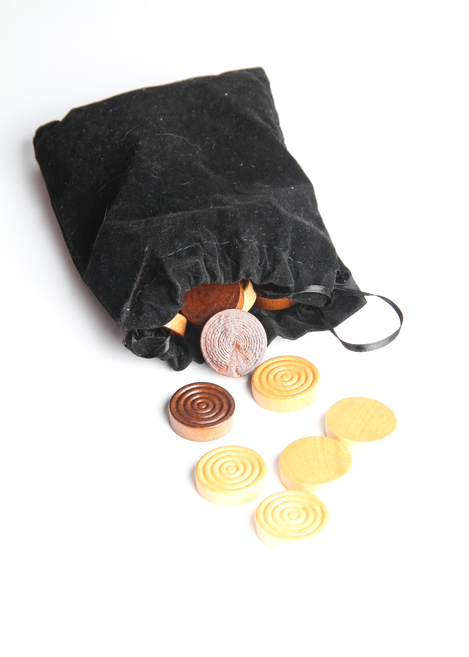 Interchangeable Chess/Roulette/Poker Console and Set