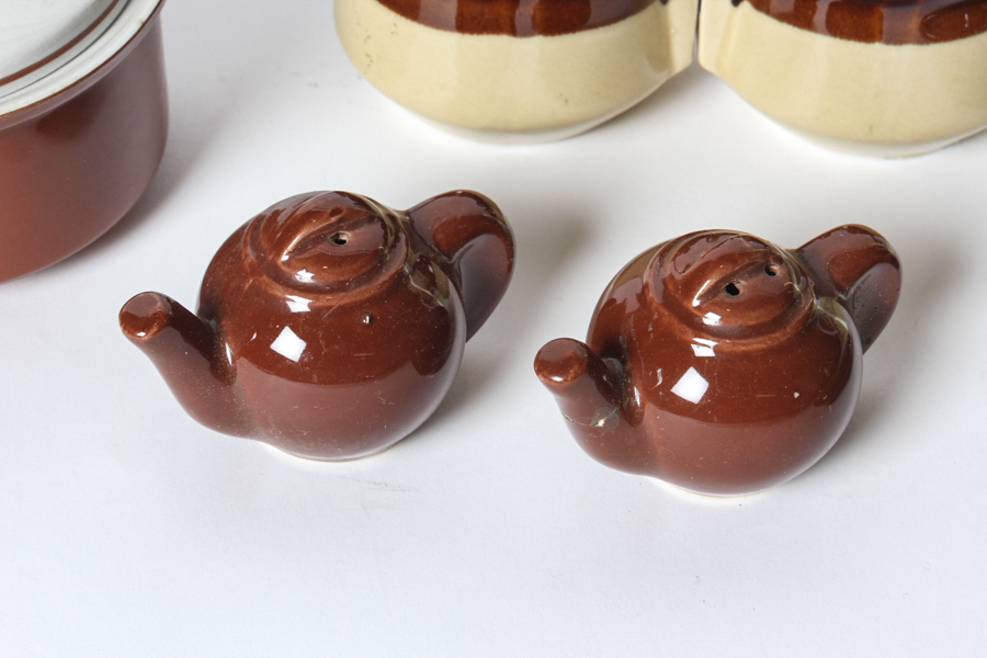 Brown and Yellow Dishware