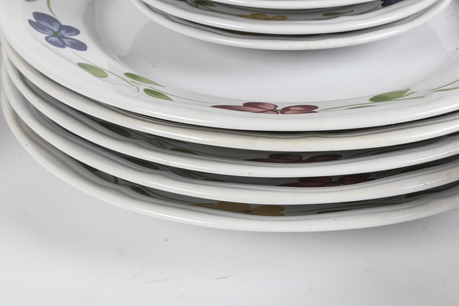 Lorraine Stoneware Floral Dishware