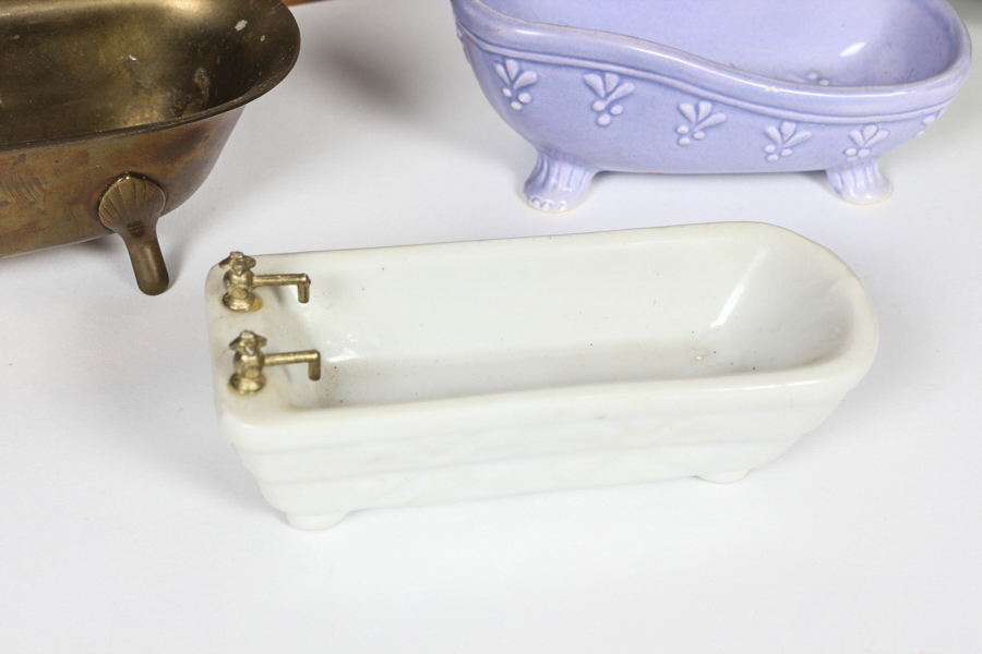 Vintage Doll Bathroom Set