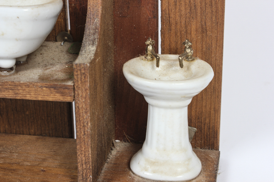 Vintage Doll Bathroom Set