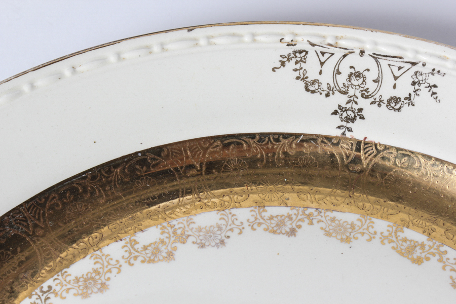 22K Gold Trimmed Plate and Dishware