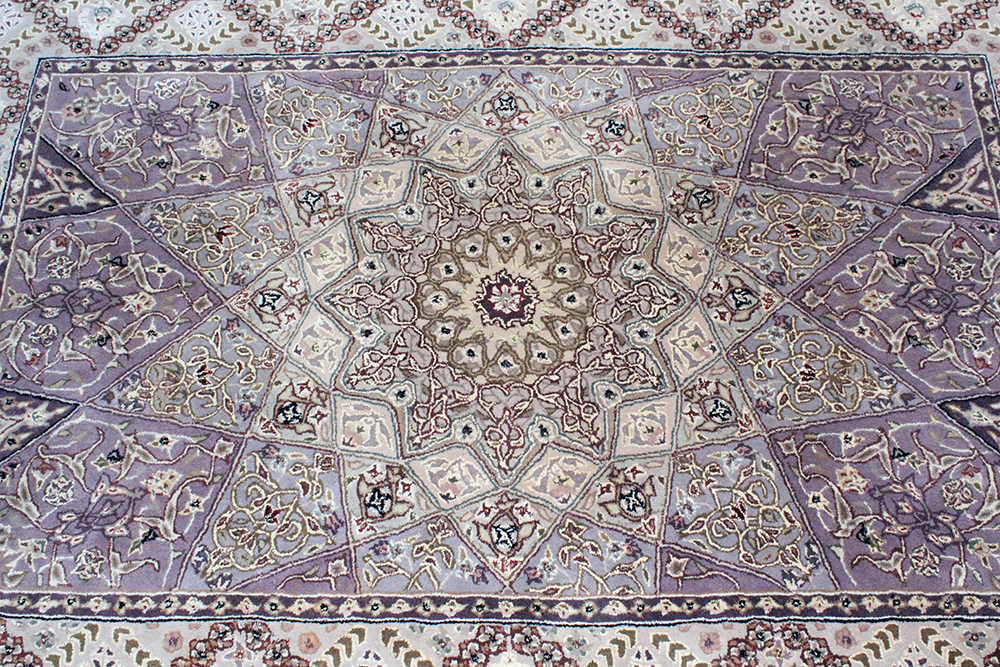 Nourison 2000 Collection Hand-Tufted Lavender Area Rug