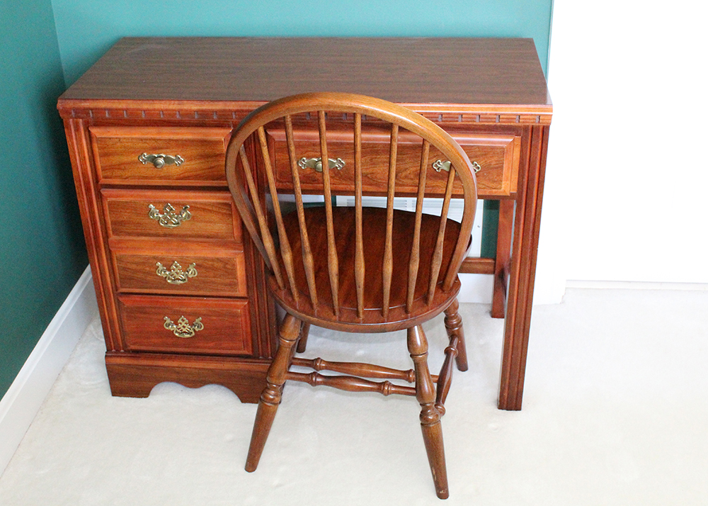 Broyhill Cherry American Traditional Desk with Chair