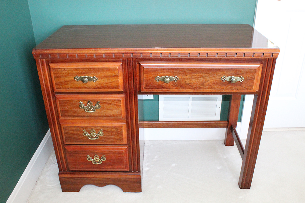 Broyhill Cherry American Traditional Desk with Chair