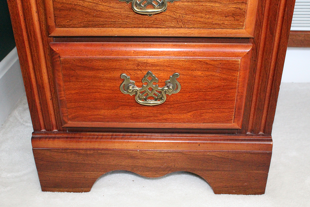 Broyhill Cherry American Traditional Desk with Chair