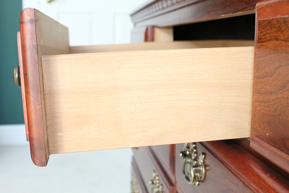 Broyhill Cherry American Traditional Dresser with Attached Mirror